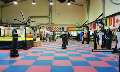 Entrena Boxeo en el gimnasio El Klub de la lucha