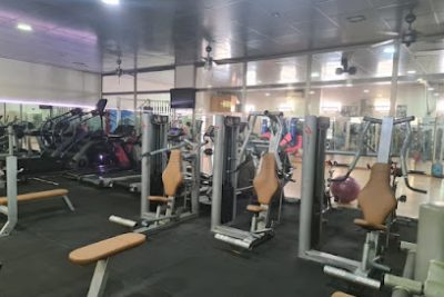 Entrena Boxeo en el gimnasio Gimnasio Zen Fitness Club